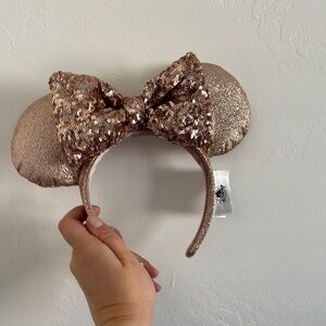 Rose gold Sequin Bow earband